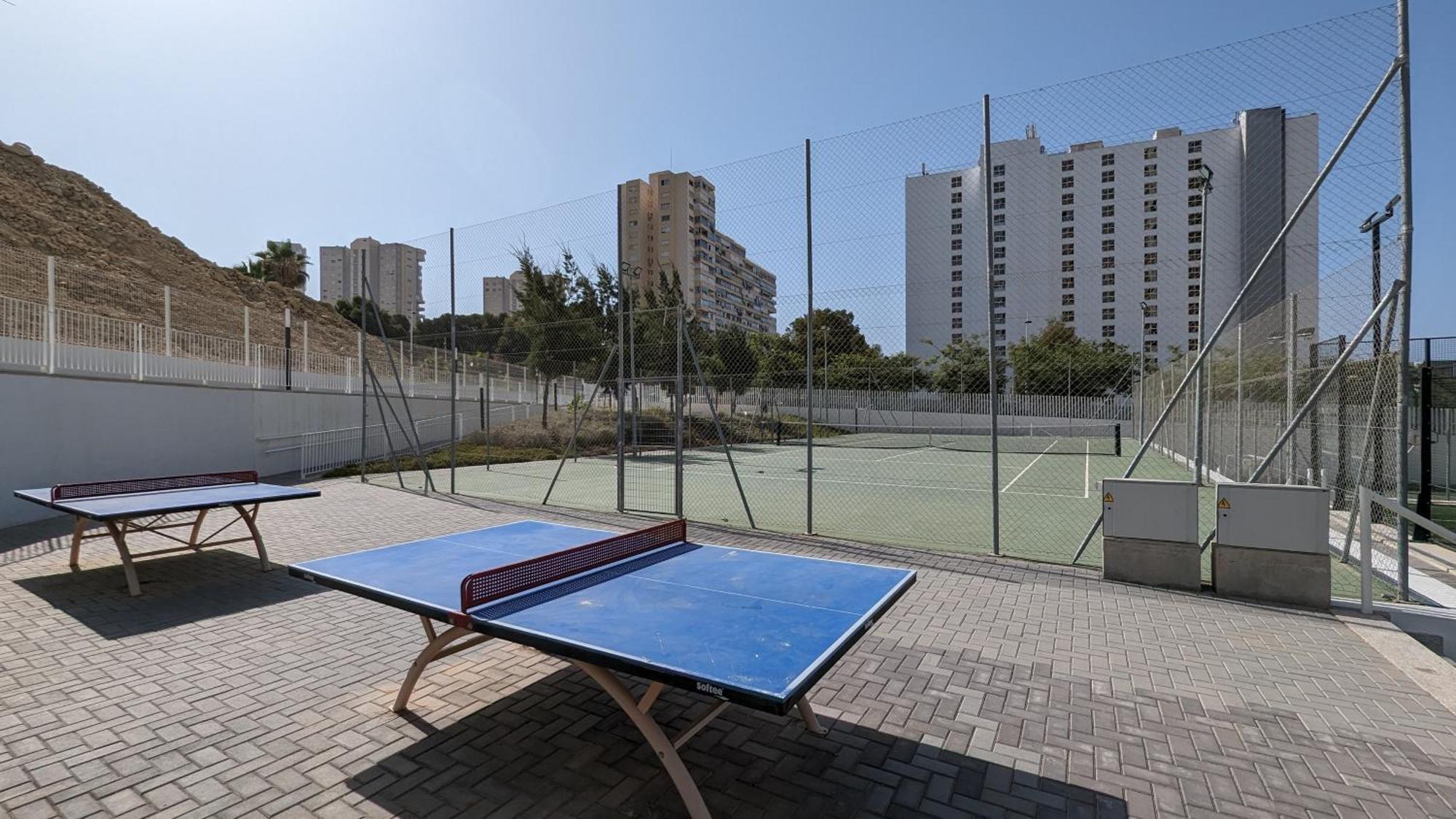 Sunset Waves Luxury Apartment Бенидорм Екстериор снимка