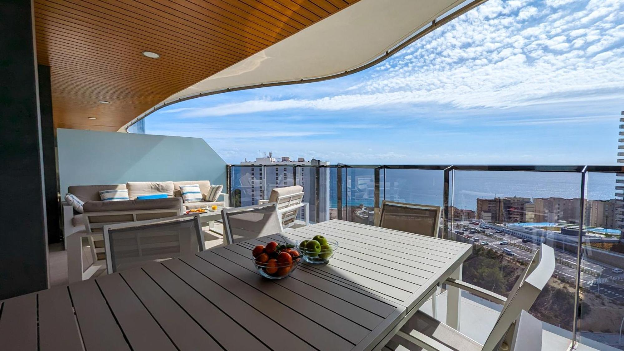 Sunset Waves Luxury Apartment Бенидорм Екстериор снимка