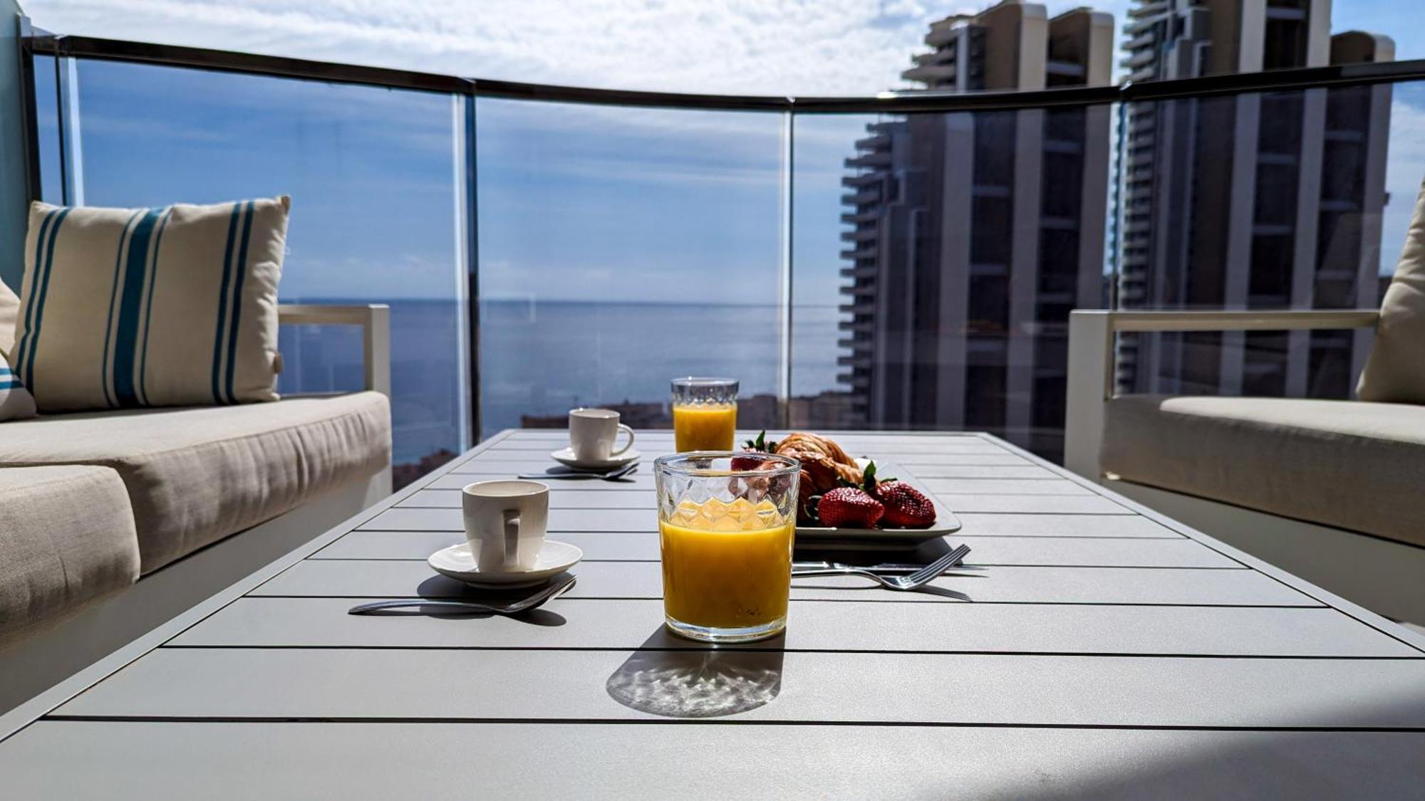 Sunset Waves Luxury Apartment Бенидорм Екстериор снимка
